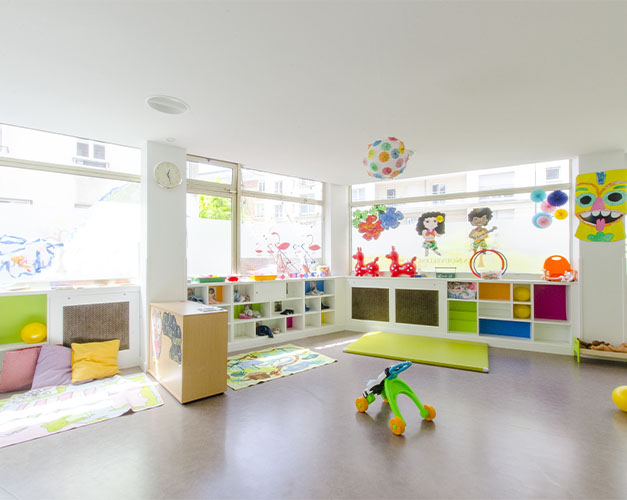 Alt : nos micro-crèches à Paris à un tarif avantageux